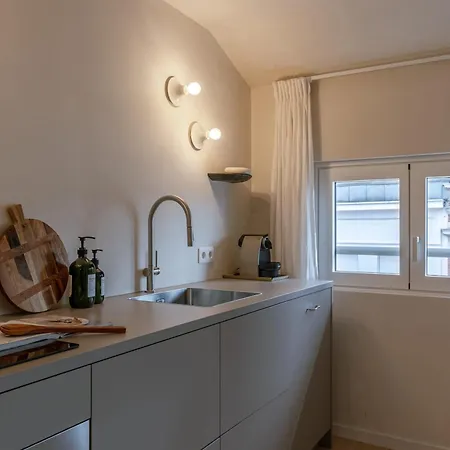 Apartment Huswell - Urban Getaway For Two In The Heart Of *